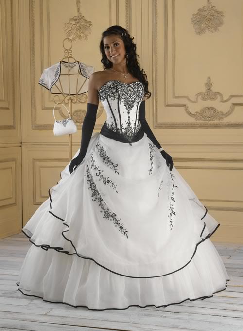 Black White Wedding Dress 116 July 4 2011 by sylwiabos In stock